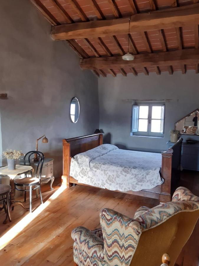 Borgo Cardaneto Bed & Breakfast Montone  Exterior photo