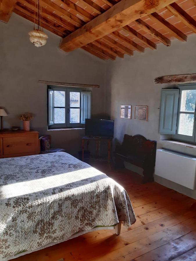 Borgo Cardaneto Bed & Breakfast Montone  Exterior photo