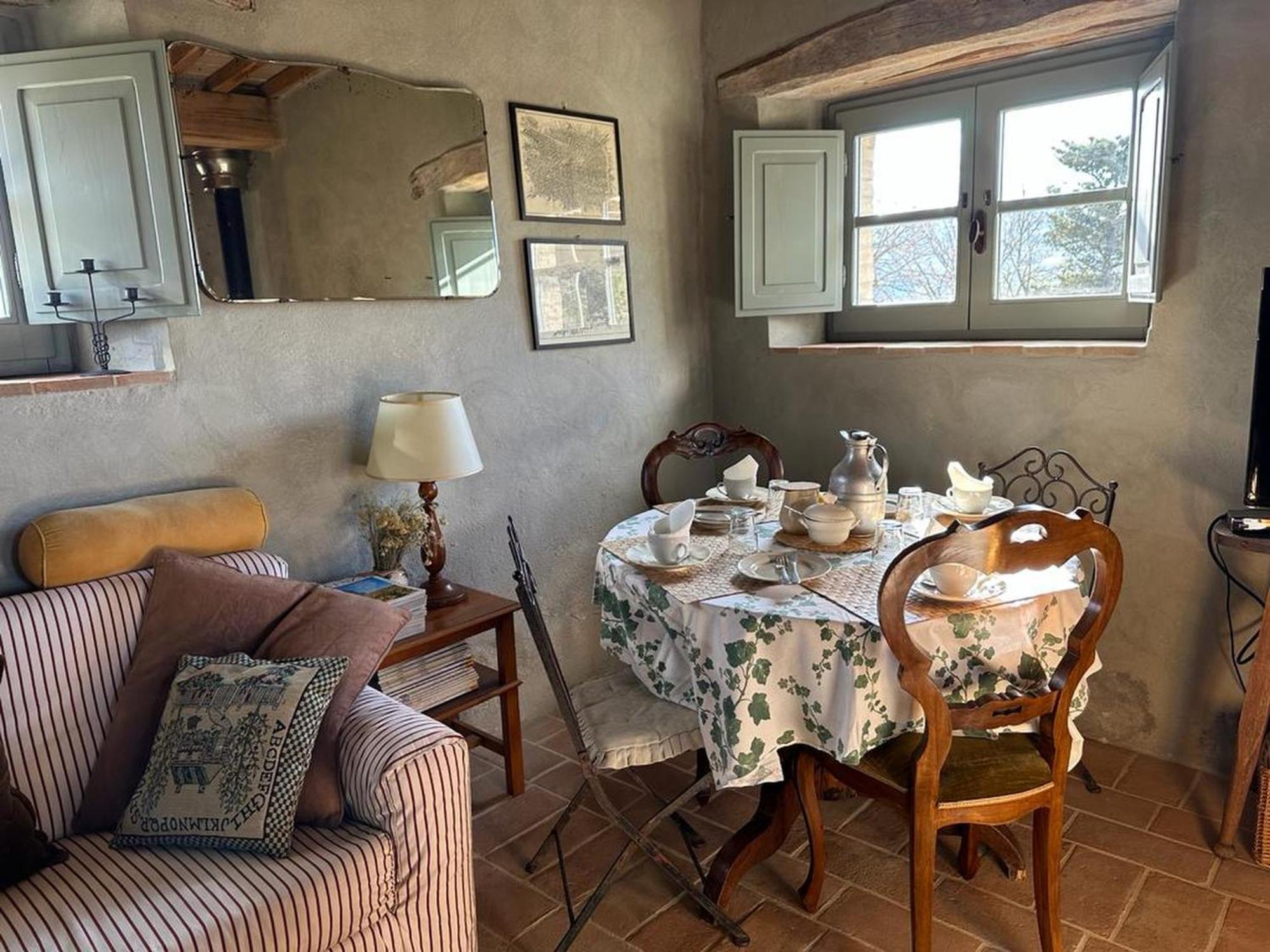 Borgo Cardaneto Bed & Breakfast Montone  Exterior photo